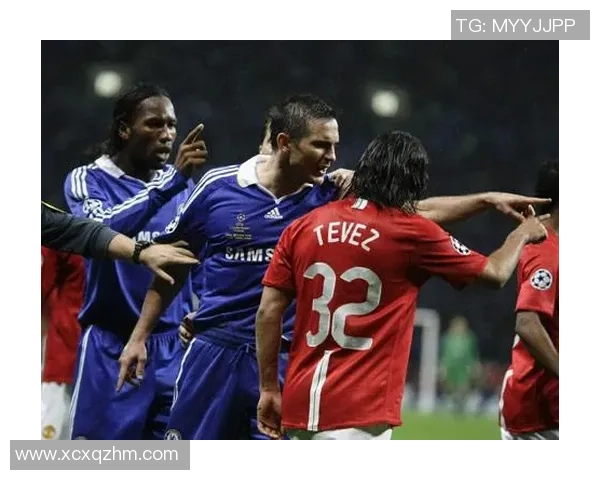 从冲突到对决：足球场上那些让人瞩目的激烈干架球星背后故事